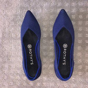 Barely used pointed-toe Rothy's